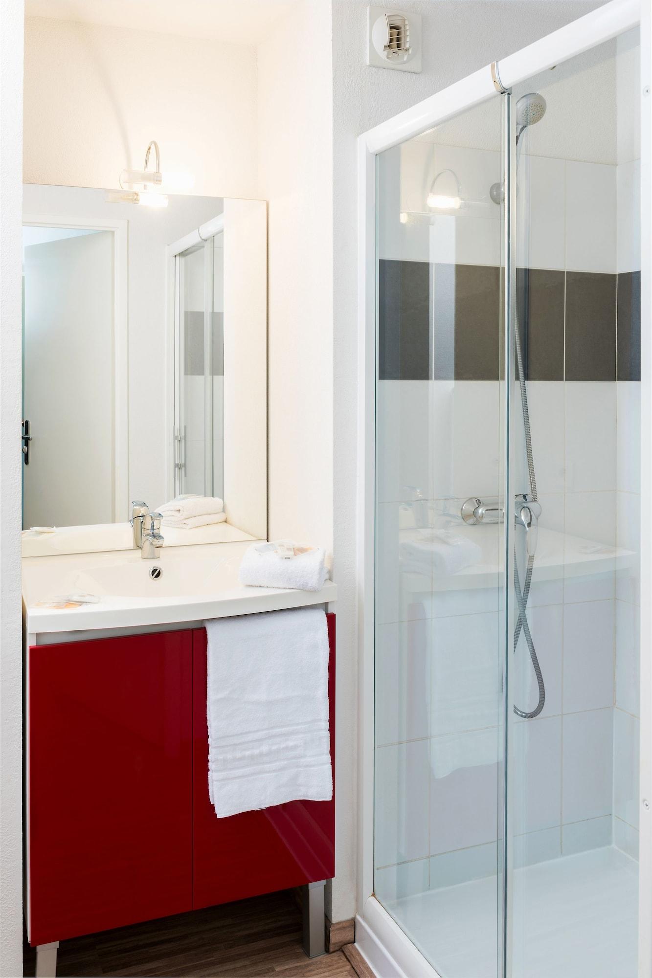 Teneo Apparthotel Bordeaux Merignac - Aeroport ภายนอก รูปภาพ