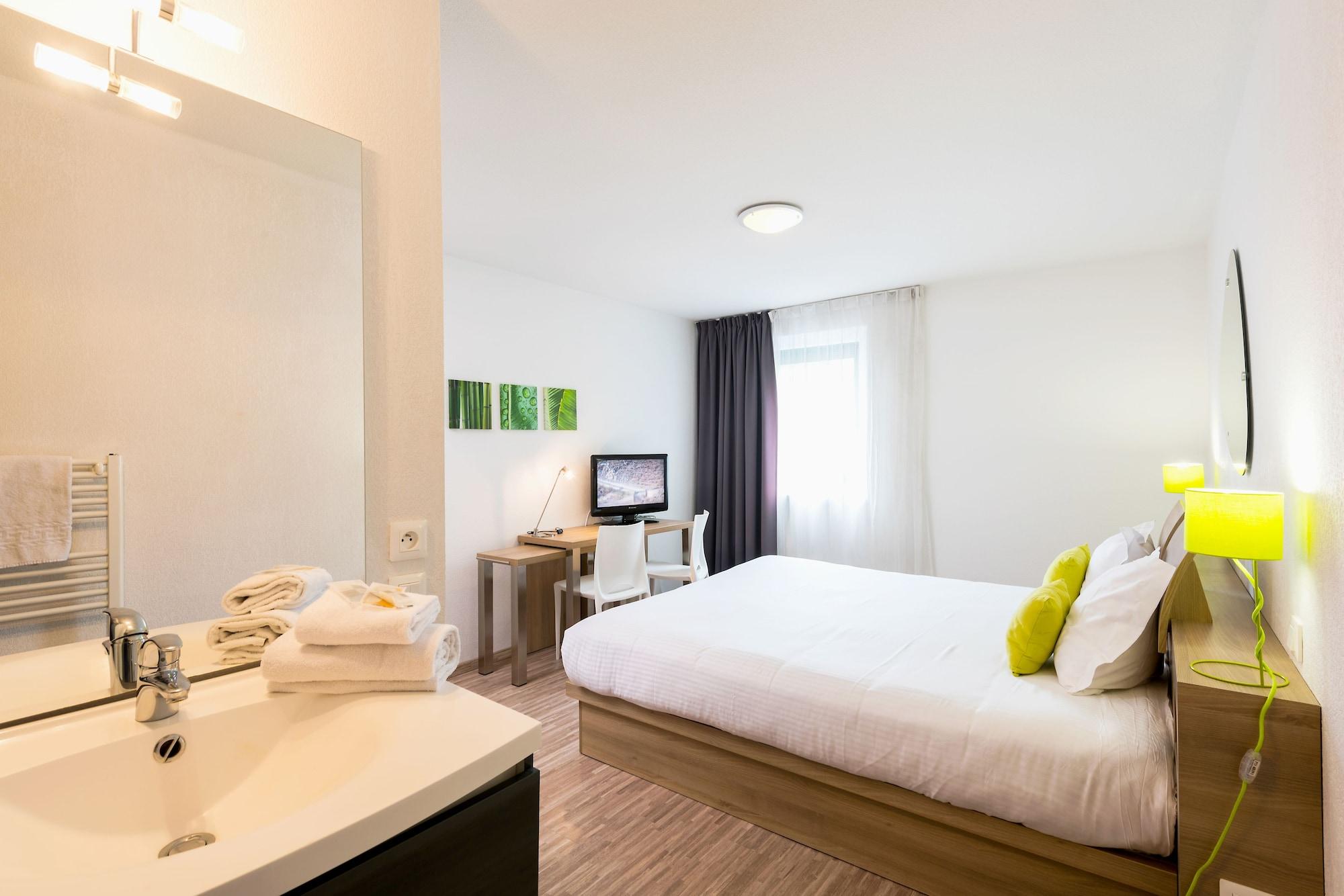 Teneo Apparthotel Bordeaux Merignac - Aeroport ภายนอก รูปภาพ